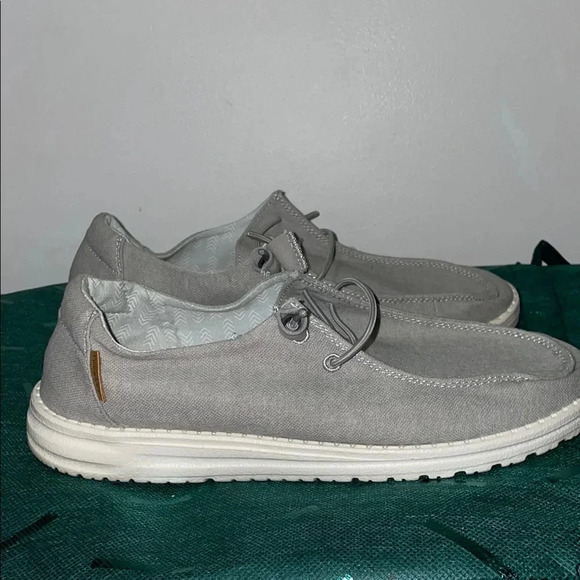 Hey Dude Gray Loafers with Comfortable Slip-On Design - Picture 4 of 9